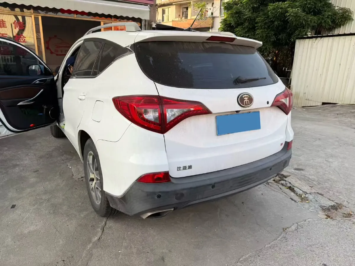 2018 BYD Song 1.5T 154HP L4 6MT,autocango,china used car exporter,china ev exporter,chinese used car exporter,chinese used ev exporter