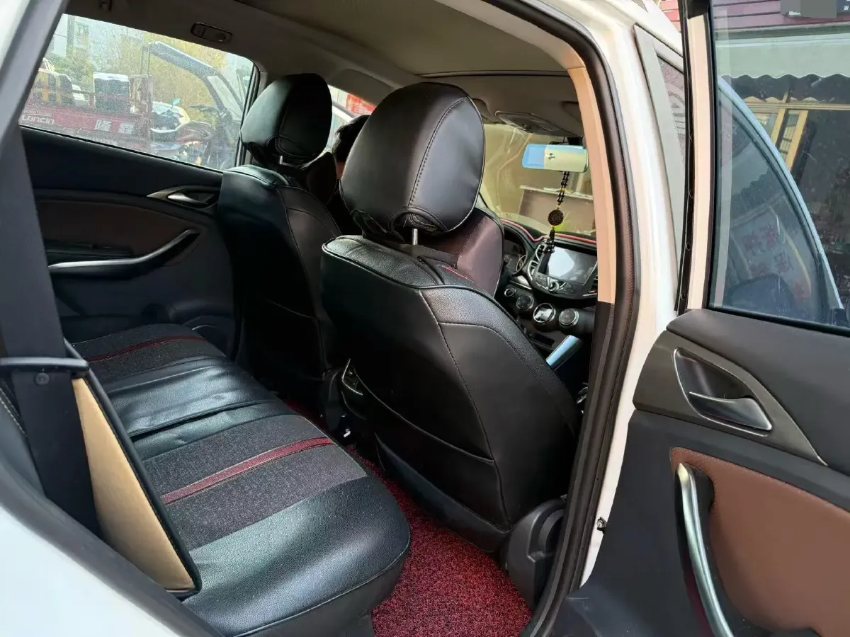 2018 BYD Song 1.5T 154HP L4 6MT,autocango,china used car exporter,china ev exporter,chinese used car exporter,chinese used ev exporter