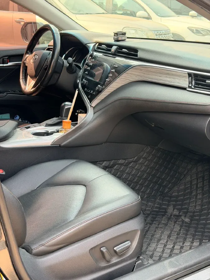 2018 Toyota Camry 2.5L 178HP L4 E-CVT Hybrid,autocango,china used car exporter,china ev exporter,chinese used car exporter,chinese used ev exporter