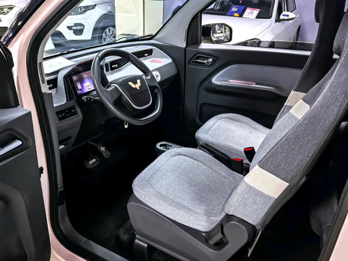 2021 WuLing HongGuang MINI EV BEV 9.3KWH,autocango,china used car exporter,china ev exporter,chinese used car exporter,chinese used ev exporter