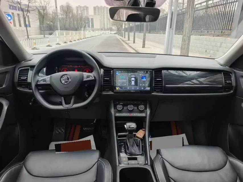 2019 Chevrolet Equinox 2.0T 260HP L4 9AT,autocango,china used car exporter,china ev exporter,chinese used car exporter,chinese used ev exporter