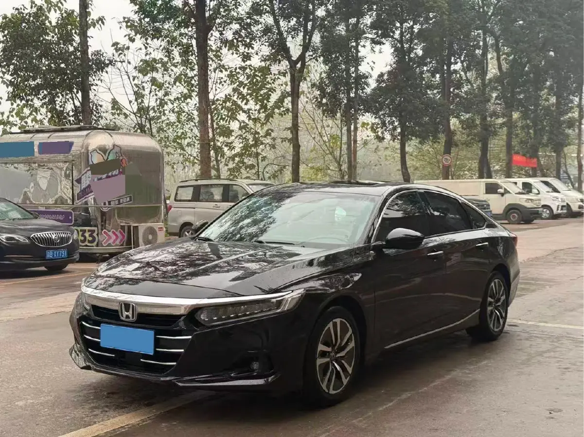 2022 Honda Accord 2.0L 146HP L4 E-CVT Hybrid
