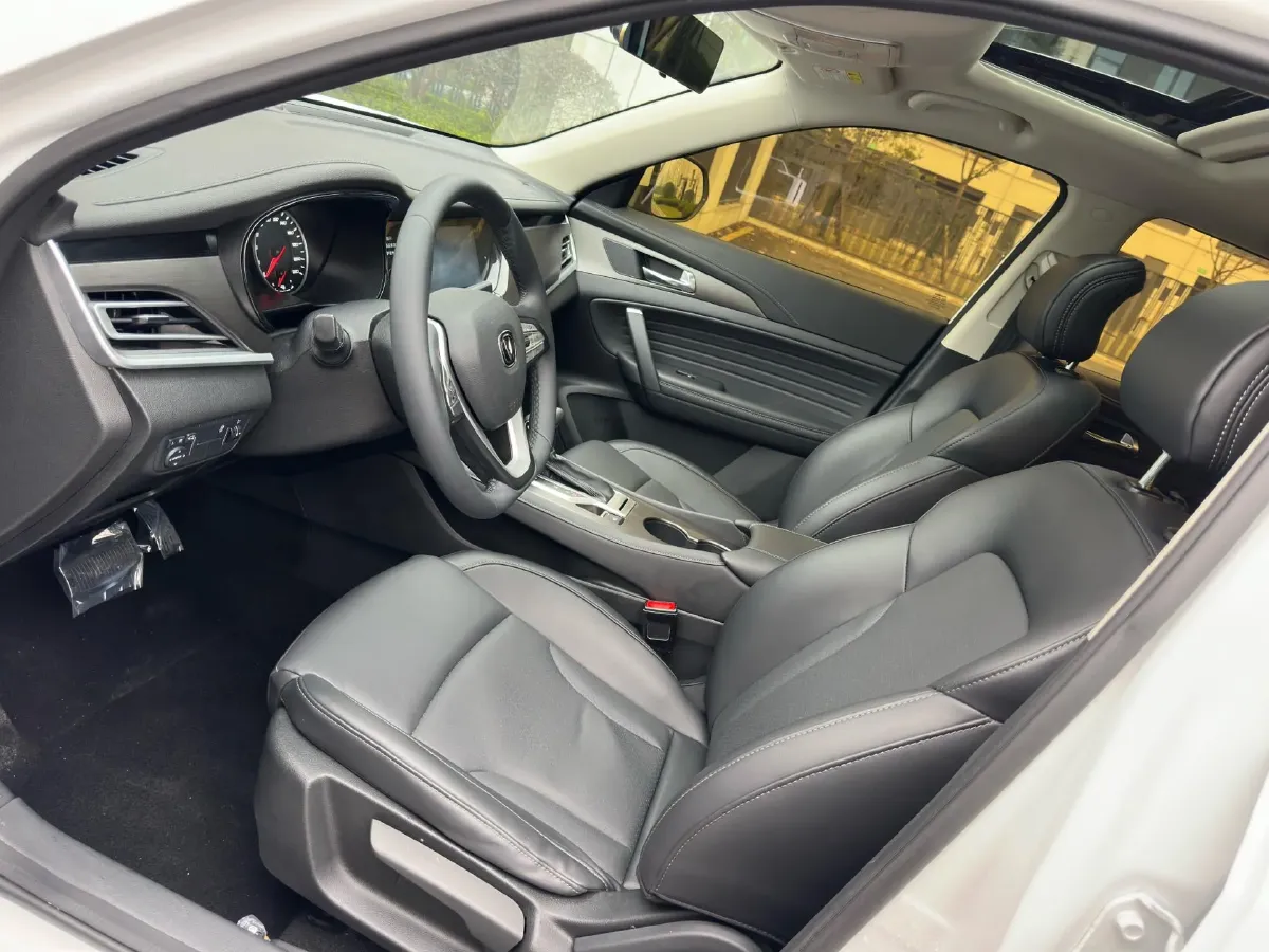 2019 ChangAn CS35 Plus 1.4T 158HP L4 7DCT,autocango,china used car exporter,china ev exporter,chinese used car exporter,chinese used ev exporter