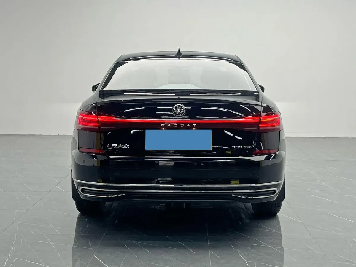 2023 Volkswagen Passat 2.0T 186HP L4 7DCT,autocango,china used car exporter,china ev exporter,chinese used car exporter,chinese used ev exporter