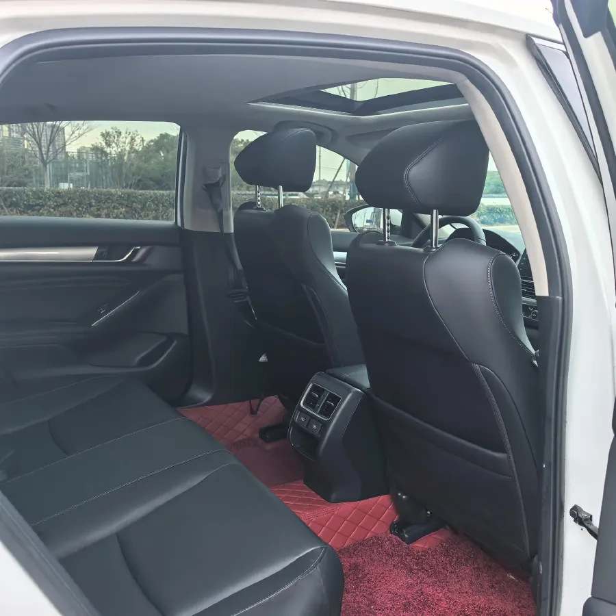 2022 Honda Accord 1.5T 194HP L4 CVT,autocango,china used car exporter,china ev exporter,chinese used car exporter,chinese used ev exporter