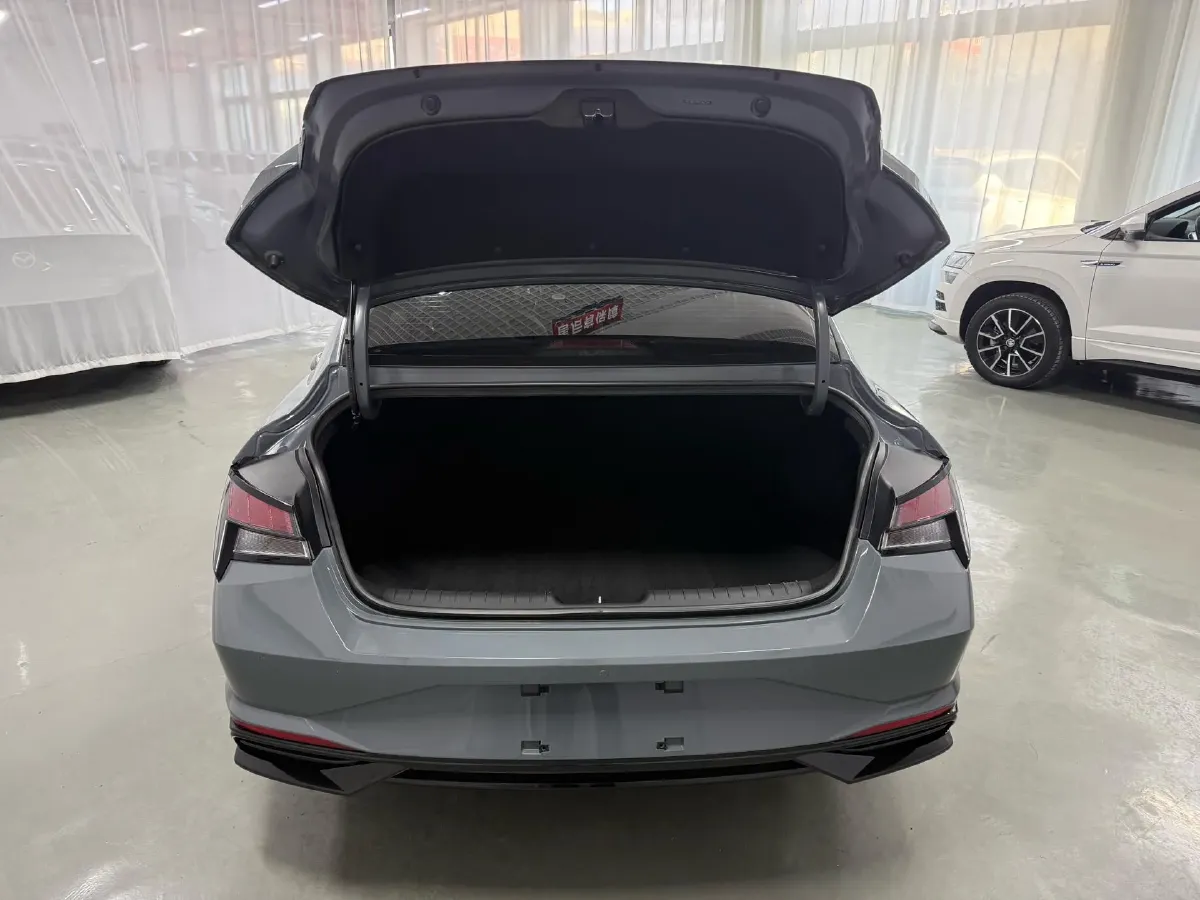 2021 Hyundai Elantra 1.5L 115HP L4 CVT,autocango,china used car exporter,china ev exporter,chinese used car exporter,chinese used ev exporter