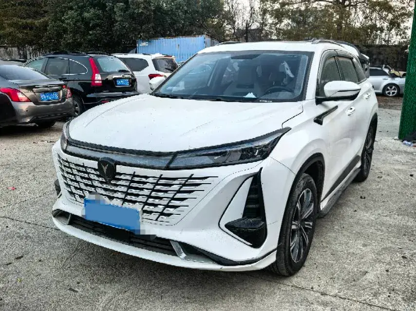2023 ChangAn CS75 Plus 1.5T 188HP L4 8AT