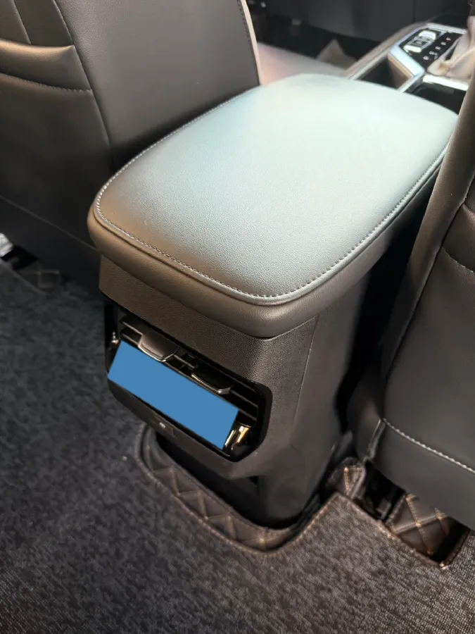 2022 Venucia T60 1.6L 126HP L4 CVT,autocango,china used car exporter,china ev exporter,chinese used car exporter,chinese used ev exporter