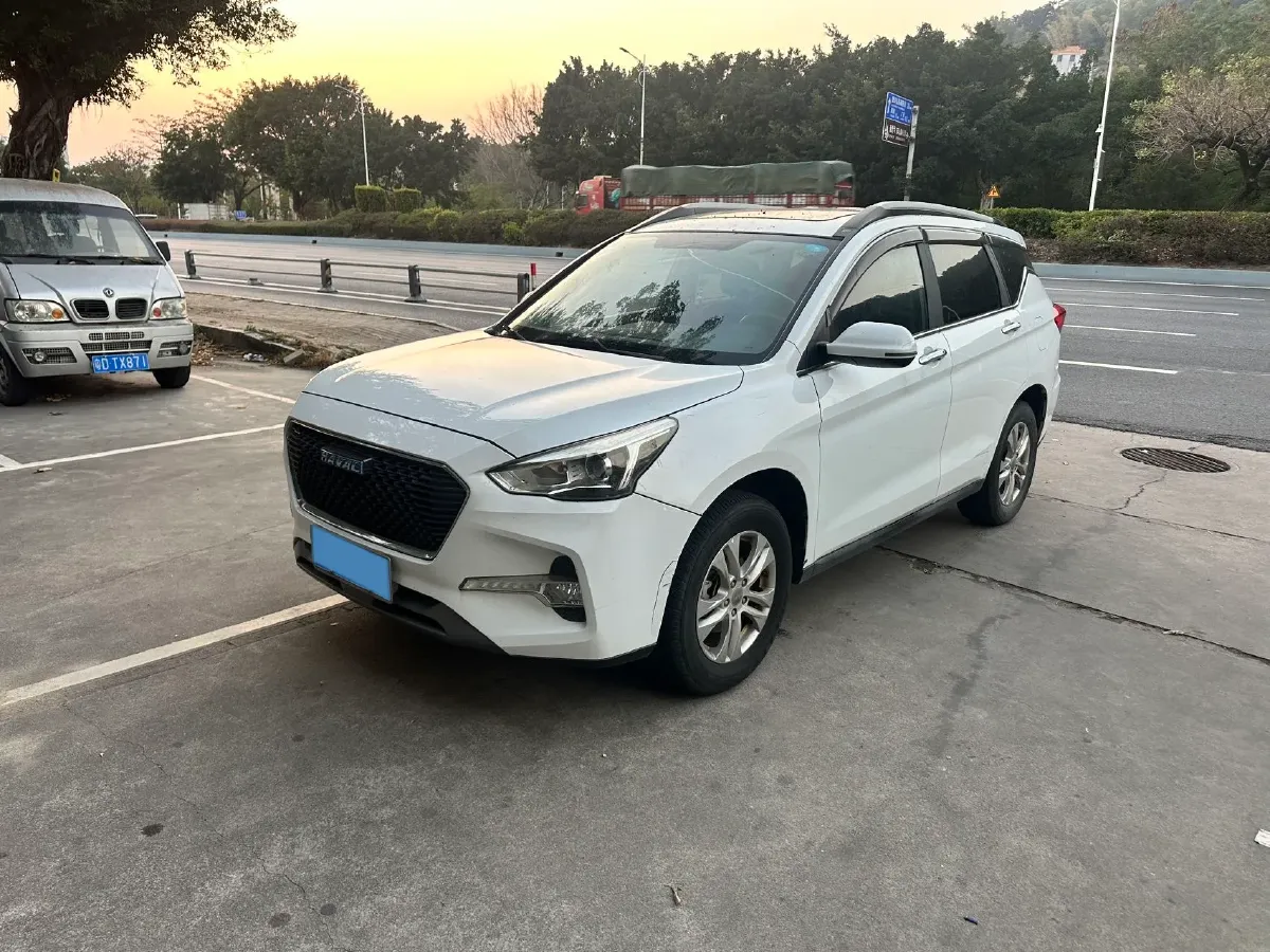 2018 Haval M6 1.5T 150HP L4 7DCT,autocango,china used car exporter,china ev exporter,chinese used car exporter,chinese used ev exporter