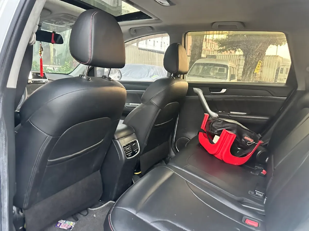 2018 Haval M6 1.5T 150HP L4 7DCT,autocango,china used car exporter,china ev exporter,chinese used car exporter,chinese used ev exporter