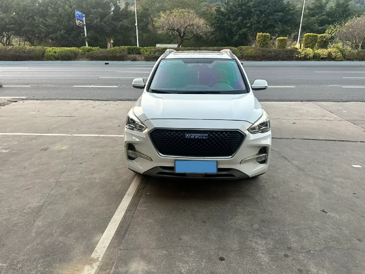 2018 Haval M6 1.5T 150HP L4 7DCT,autocango,china used car exporter,china ev exporter,chinese used car exporter,chinese used ev exporter