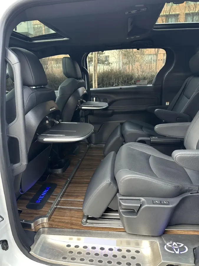 2021 Toyota Sienna 2.5L 192HP L4 E-CVT Hybrid,autocango,china used car exporter,china ev exporter,chinese used car exporter,chinese used ev exporter