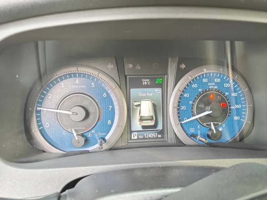 2019 Toyota Camry 2.0L 178HP L4 CVT,autocango,china used car exporter,china ev exporter,chinese used car exporter,chinese used ev exporter