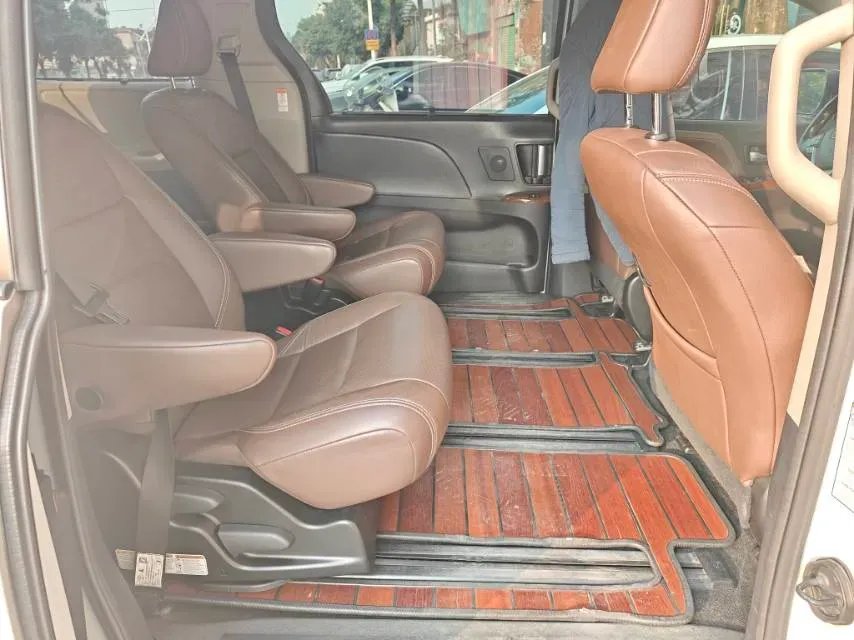 2019 Toyota Camry 2.0L 178HP L4 CVT,autocango,china used car exporter,china ev exporter,chinese used car exporter,chinese used ev exporter