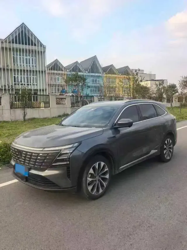 2025 ChangAn CS75 Plus 1.5T 192HP L4 8AT