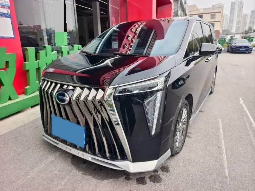 2023 GAC Trumpchi M8 2.0T 190HP L4 E-CVT Hybrid