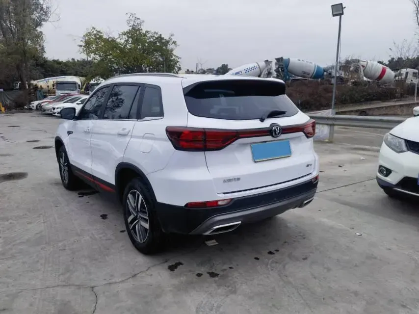 2022 ChangAn CS75 1.5T 180HP L4 7DCT,autocango,china used car exporter,china ev exporter,chinese used car exporter,chinese used ev exporter
