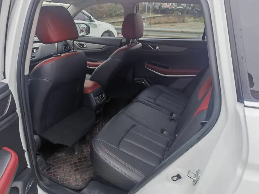 2022 ChangAn CS75 1.5T 180HP L4 7DCT,autocango,china used car exporter,china ev exporter,chinese used car exporter,chinese used ev exporter