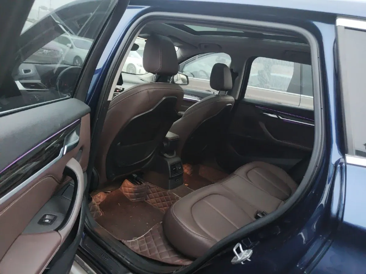 2020 BMW X1 2.0T 192HP L4 8AT,autocango,china used car exporter,china ev exporter,chinese used car exporter,chinese used ev exporter