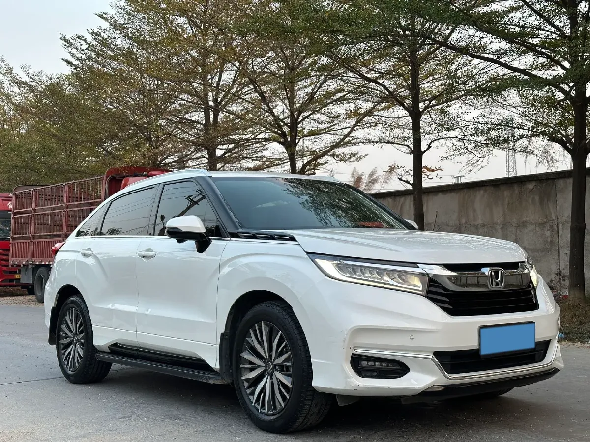 2017 Honda Avancier 2.0T 272HP L4 9AT,autocango,china used car exporter,china ev exporter,chinese used car exporter,chinese used ev exporter