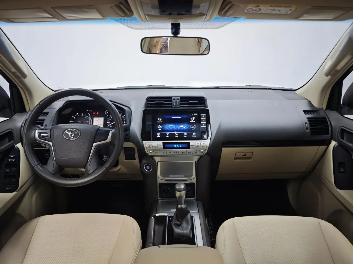 2023 Iveco DeYi 2.5T 122HP L4 6AT,autocango,china used car exporter,china ev exporter,chinese used car exporter,chinese used ev exporter