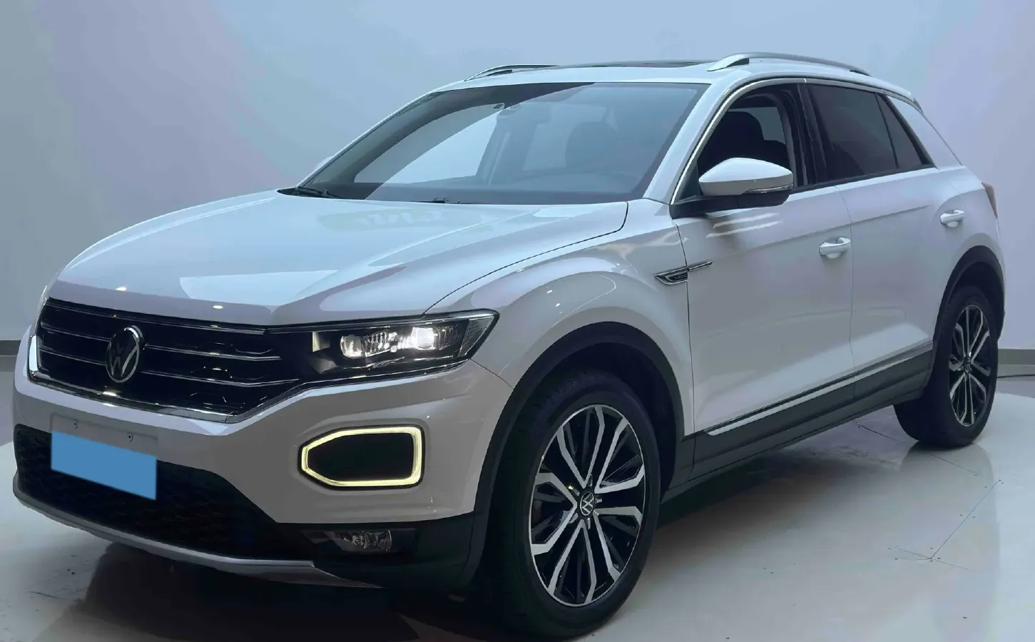 2021 Volkswagen T-Roc 1.4T 150HP L4 7DCT,autocango,china used car exporter,china ev exporter,chinese used car exporter,chinese used ev exporter