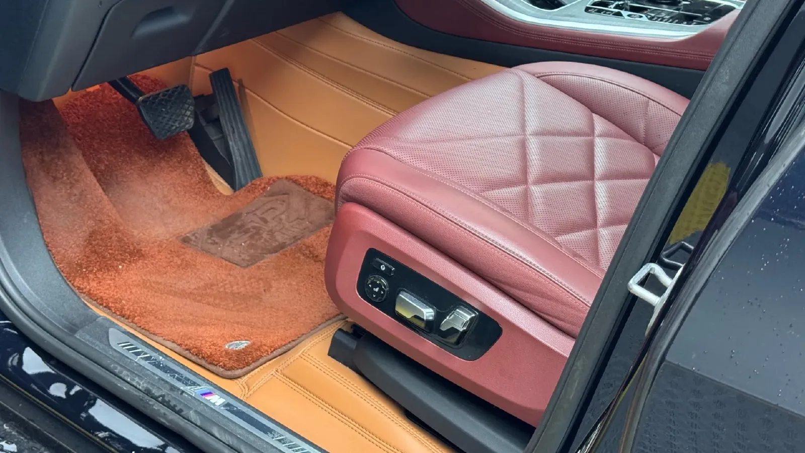 2023 BMW X5 3.0T 381HP L6 8AT,autocango,china used car exporter,china ev exporter,chinese used car exporter,chinese used ev exporter