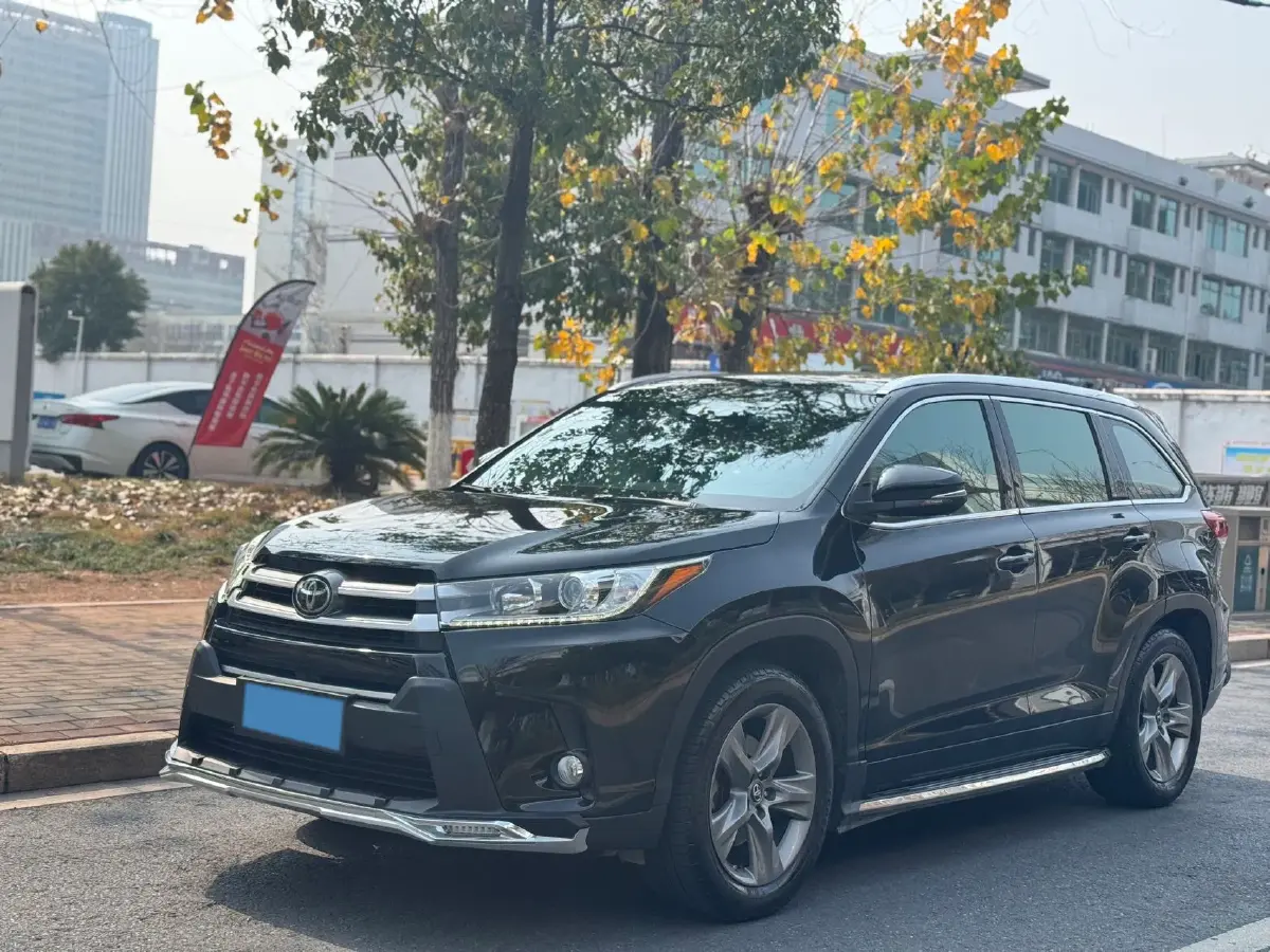 2018 Toyota Highlander 2.0T 220HP L4 6AT