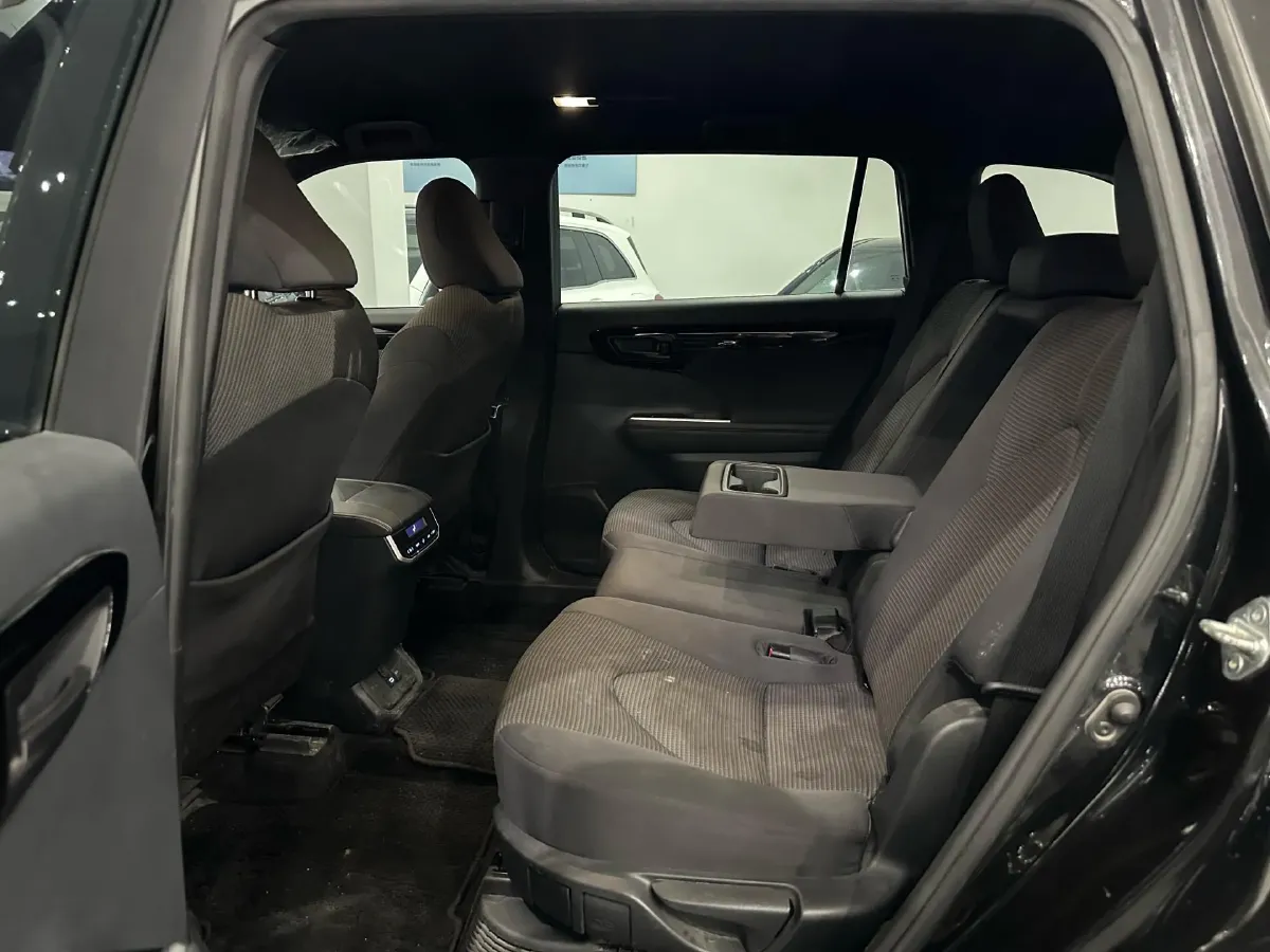 2021 Toyota Crown Kluger 2.5L 192HP L4 E-CVT Hybrid,autocango,china used car exporter,china ev exporter,chinese used car exporter,chinese used ev exporter