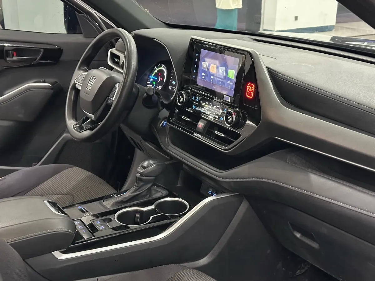 2021 Toyota Crown Kluger 2.5L 192HP L4 E-CVT Hybrid,autocango,china used car exporter,china ev exporter,chinese used car exporter,chinese used ev exporter