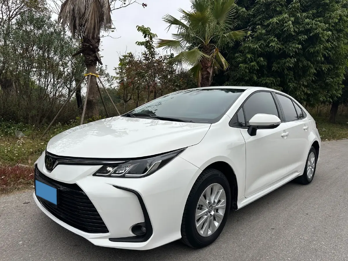 2019 Toyota Corolla 1.2T 116HP L4 CVT
