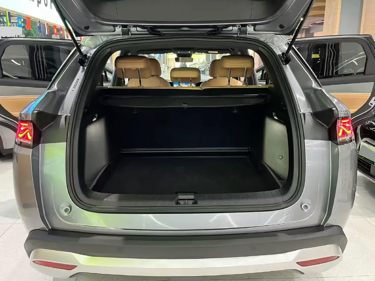 2024 BYD SongL DM-i 1.5L 101HP L4 E-CVT PHEV 18.3KWH,autocango,china used car exporter,china ev exporter,chinese used car exporter,chinese used ev exporter