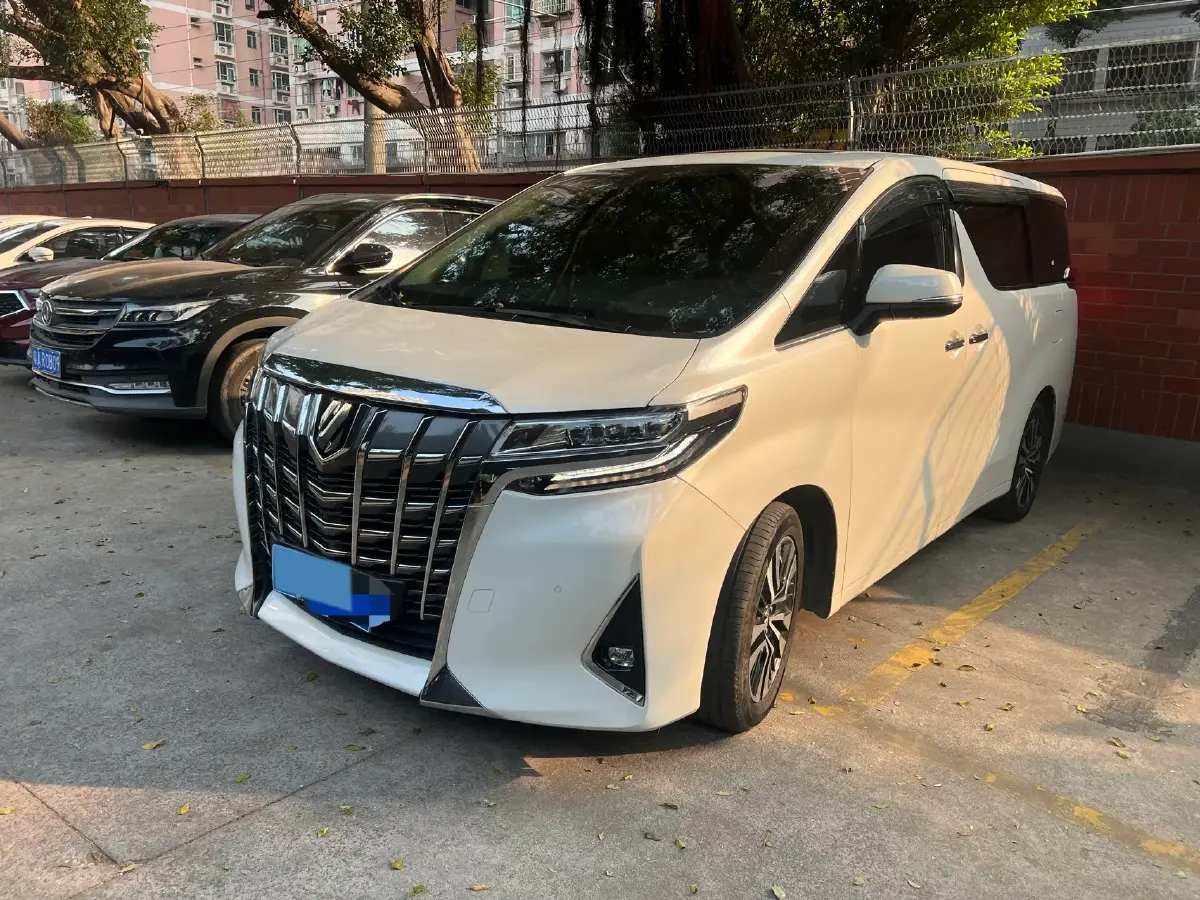 2018 Toyota Alphard 3.5L 301HP V6 8AT