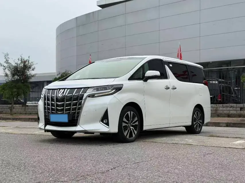 2018 Toyota Alphard 3.5L 301HP V6 8AT