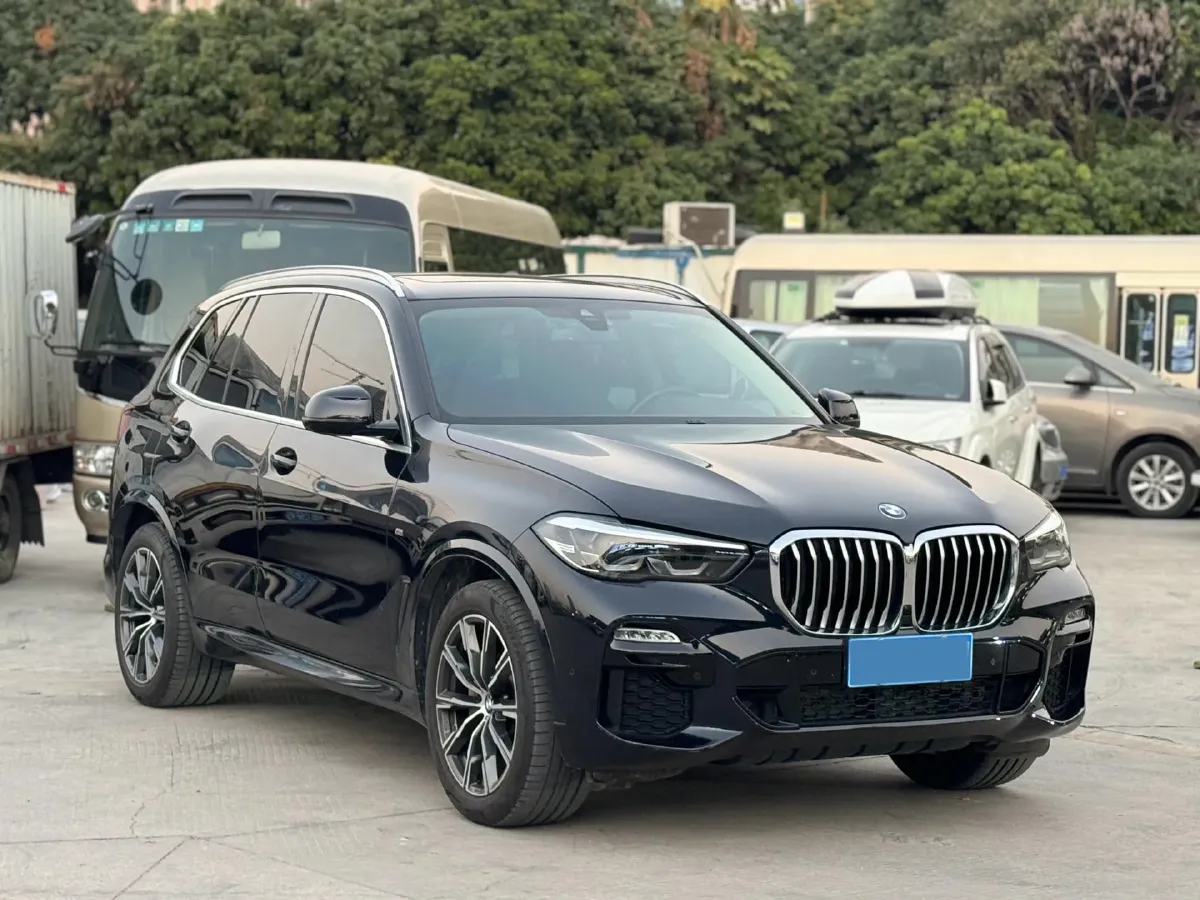 2021 BMW X5 2.0T 265HP L4 8AT,autocango,china used car exporter,china ev exporter,chinese used car exporter,chinese used ev exporter