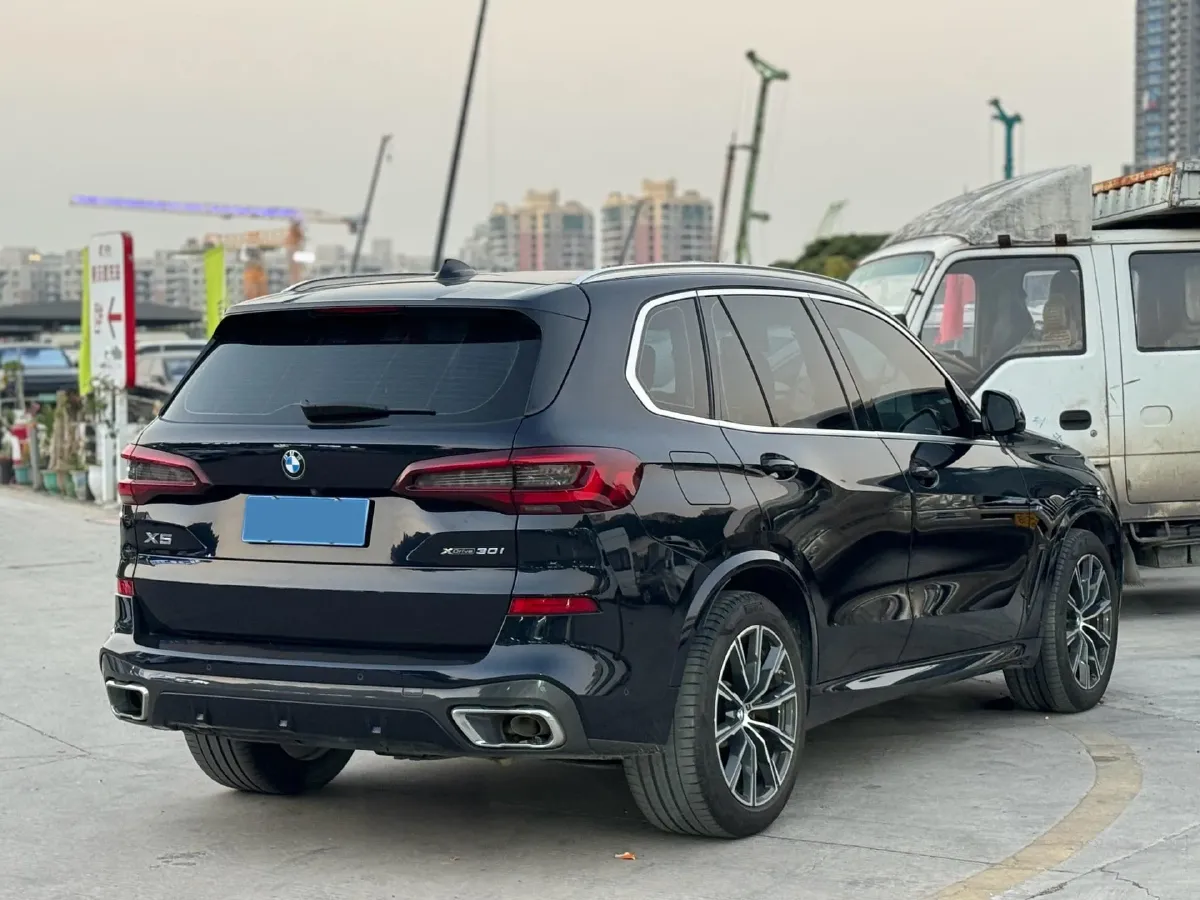 2021 BMW X5 2.0T 265HP L4 8AT,autocango,china used car exporter,china ev exporter,chinese used car exporter,chinese used ev exporter