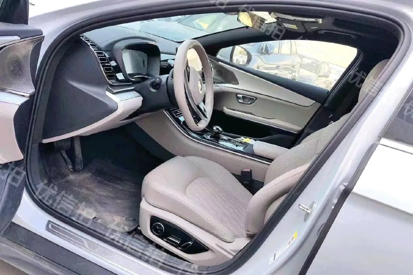 2025 BYD Han 1.5T 156HP L4 E-CVT PHEV,autocango,china used car exporter,china ev exporter,chinese used car exporter,chinese used ev exporter