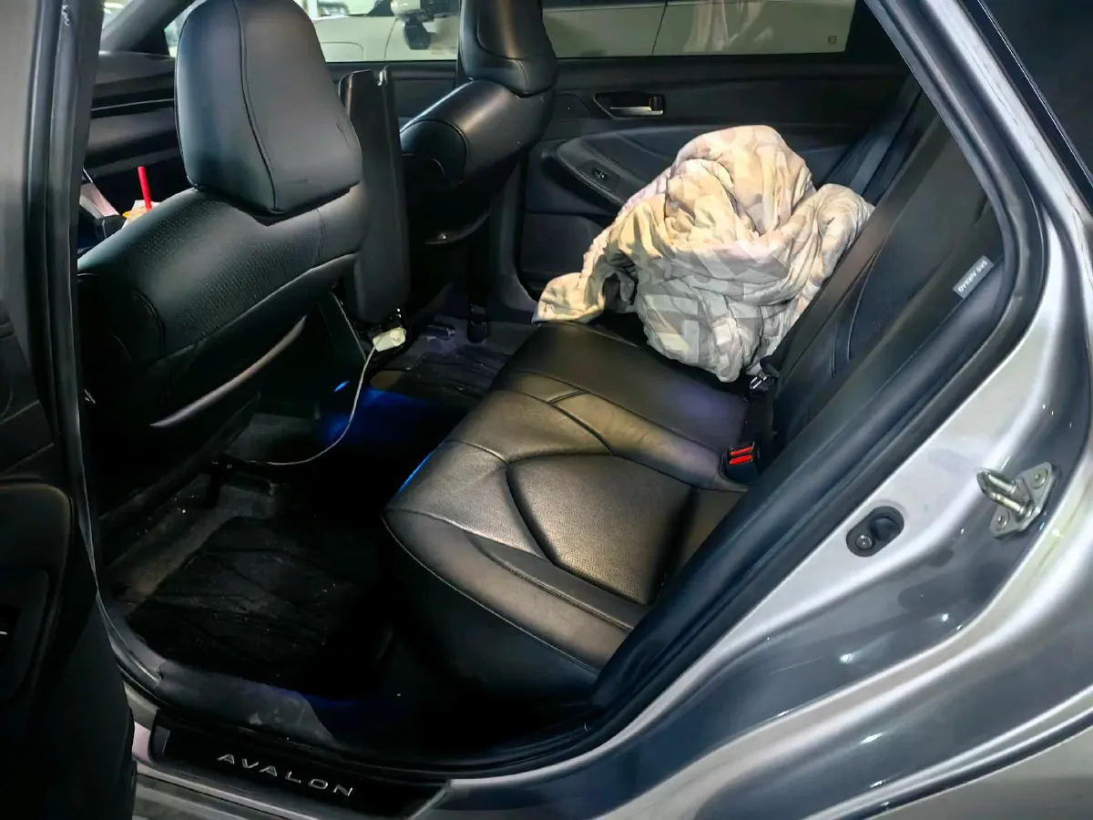 2019 Toyota Avalon 2.0L 178HP L4 CVT,autocango,china used car exporter,china ev exporter,chinese used car exporter,chinese used ev exporter