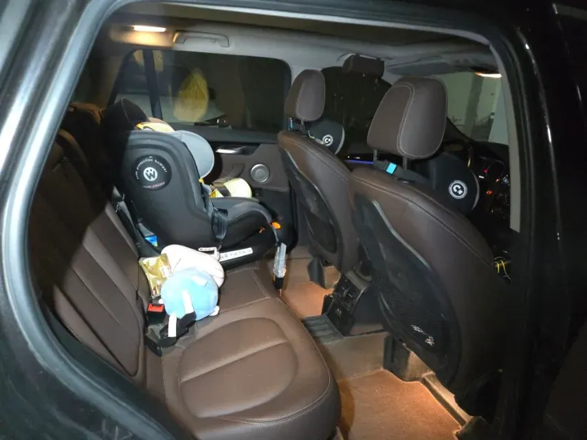 2021 BMW X1 2.0T 192HP L4 7DCT,autocango,china used car exporter,china ev exporter,chinese used car exporter,chinese used ev exporter