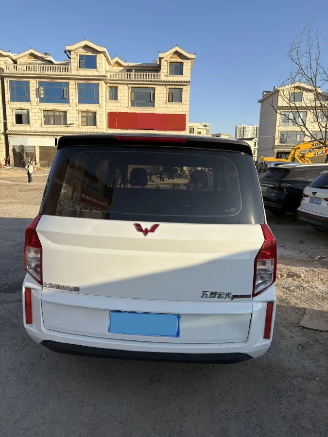 2019 Venucia M50V 1.5L 112HP L4 5MT,autocango,china used car exporter,china ev exporter,chinese used car exporter,chinese used ev exporter