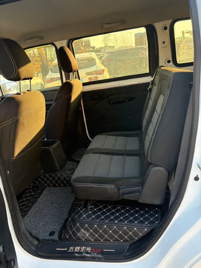 2019 Venucia M50V 1.5L 112HP L4 5MT,autocango,china used car exporter,china ev exporter,chinese used car exporter,chinese used ev exporter