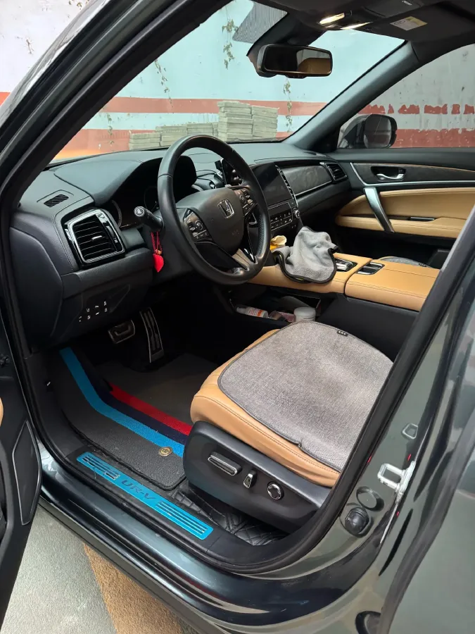 2020 Honda UR-V 2.0T 272HP L4 9AT,autocango,china used car exporter,china ev exporter,chinese used car exporter,chinese used ev exporter