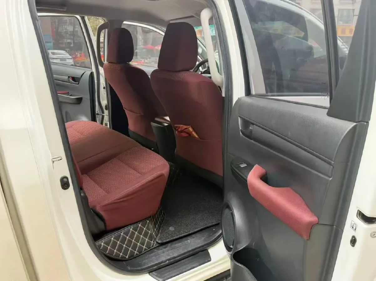 2015 Mercedes-Benz CLA Class 2.0T 184HP L4 7DCT,autocango,china used car exporter,china ev exporter,chinese used car exporter,chinese used ev exporter