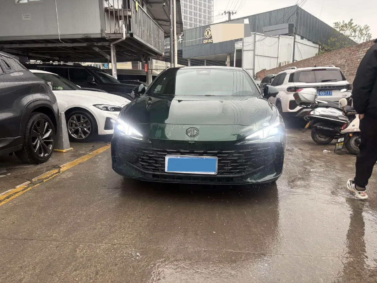 2025 MG 7 2.0T 261HP L4 9AT,autocango,china used car exporter,china ev exporter,chinese used car exporter,chinese used ev exporter