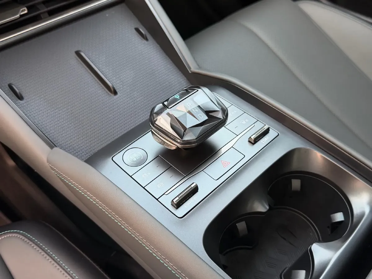 2024 BYD QinL 1.5L 101HP L4 E-CVT PHEV 15.87KWH,autocango,china used car exporter,china ev exporter,chinese used car exporter,chinese used ev exporter