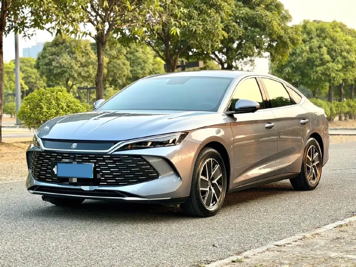 2024 BYD QinL 1.5L 101HP L4 E-CVT PHEV 15.87KWH