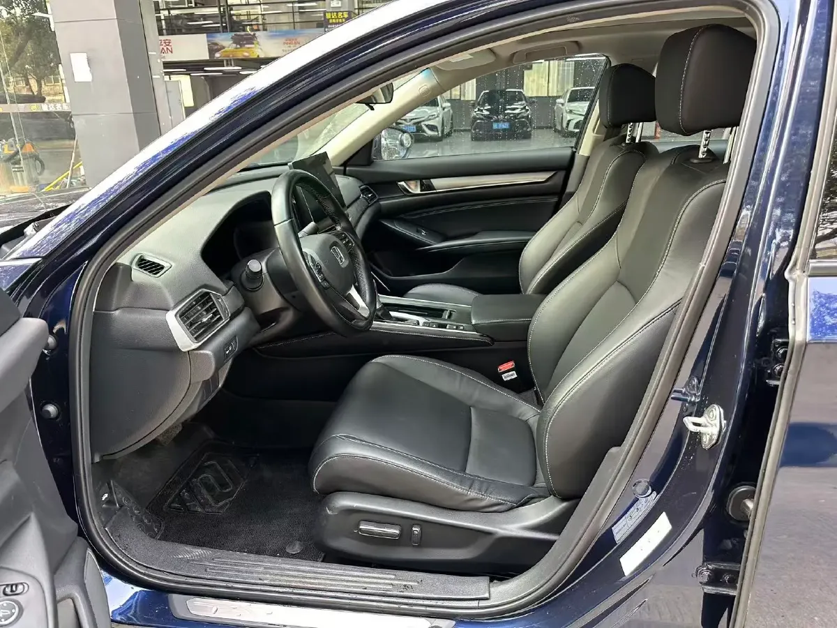 2019 Honda Inspire 1.5T 194HP L4 CVT,autocango,china used car exporter,china ev exporter,chinese used car exporter,chinese used ev exporter