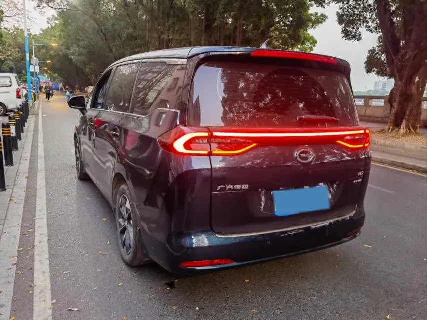 2021 GAC Trumpchi M6 1.5T 169HP L4 7DCT,autocango,china used car exporter,china ev exporter,chinese used car exporter,chinese used ev exporter