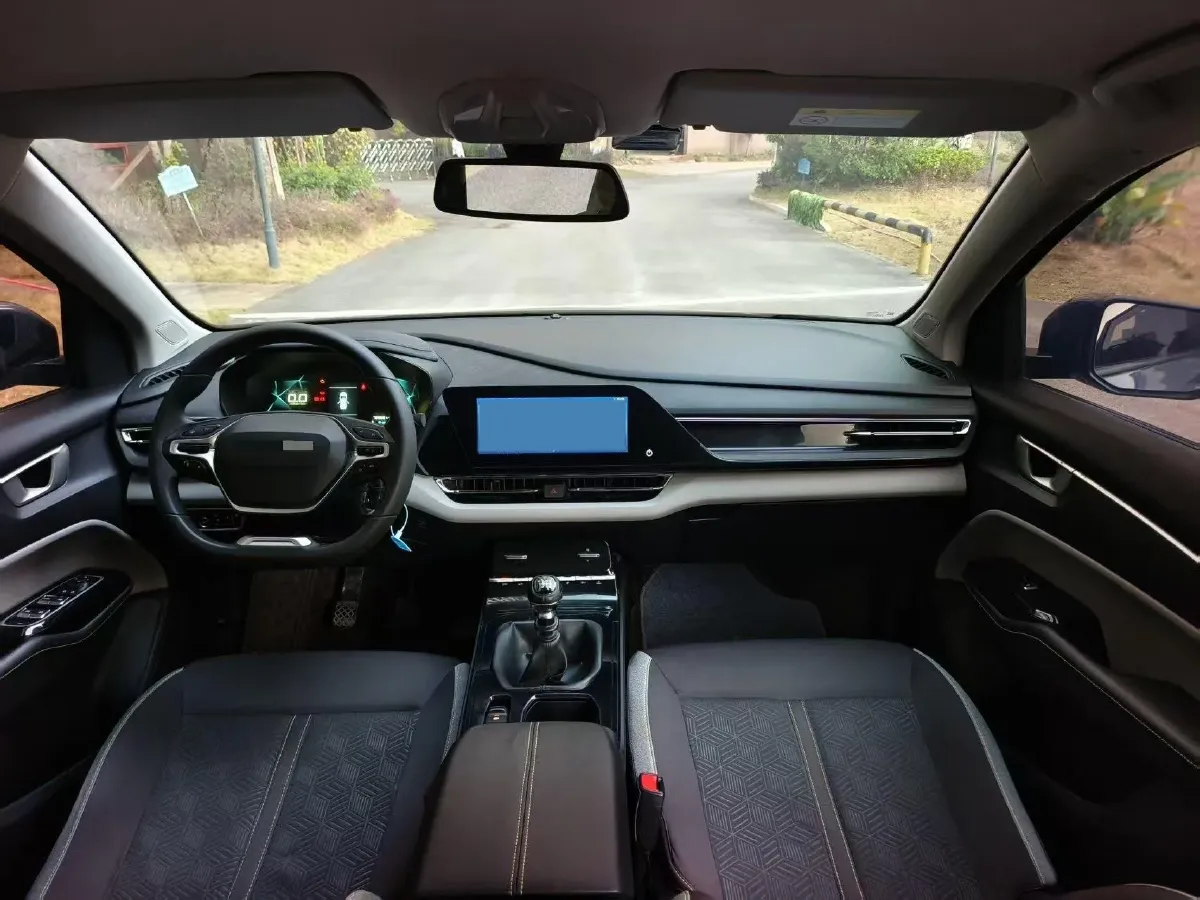 2020 WuLing KaiJie 1.5T 147HP L4 6MT,autocango,china used car exporter,china ev exporter,chinese used car exporter,chinese used ev exporter