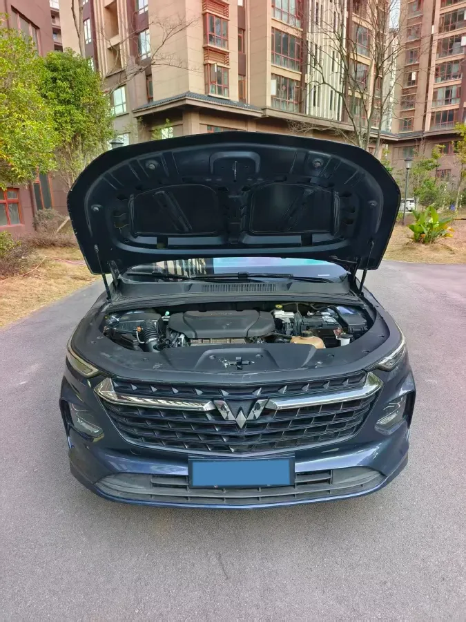 2020 WuLing KaiJie 1.5T 147HP L4 6MT,autocango,china used car exporter,china ev exporter,chinese used car exporter,chinese used ev exporter